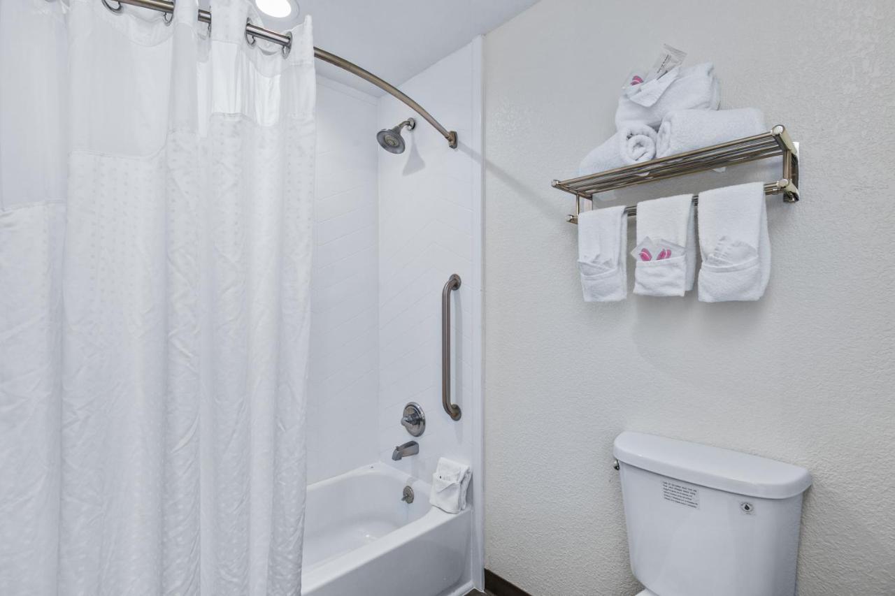 Holiday Inn Express Hotel & Suites Lucedale By Ihg מראה חיצוני תמונה